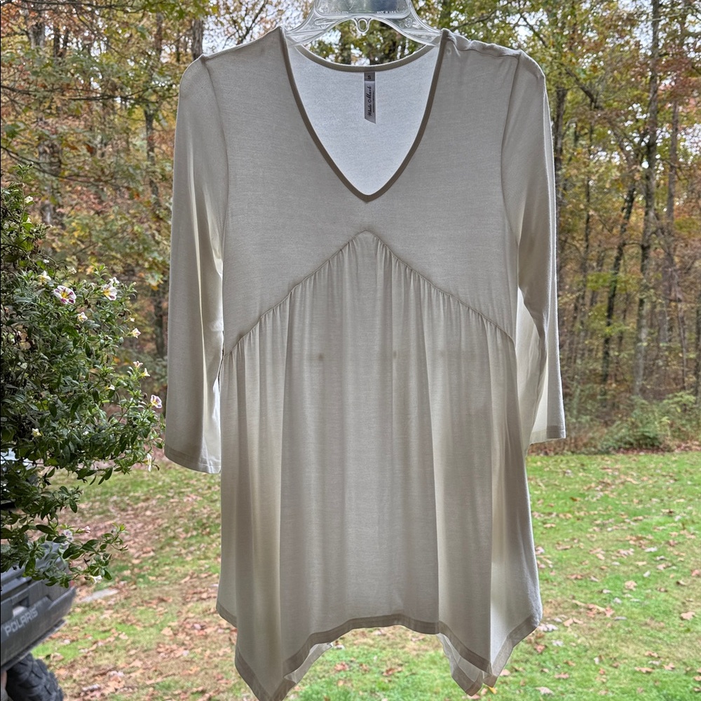 NWOTS White Mark Cream V-Neck Tunic